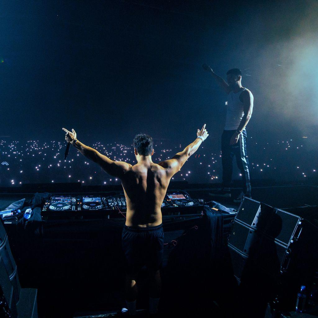 VINAI